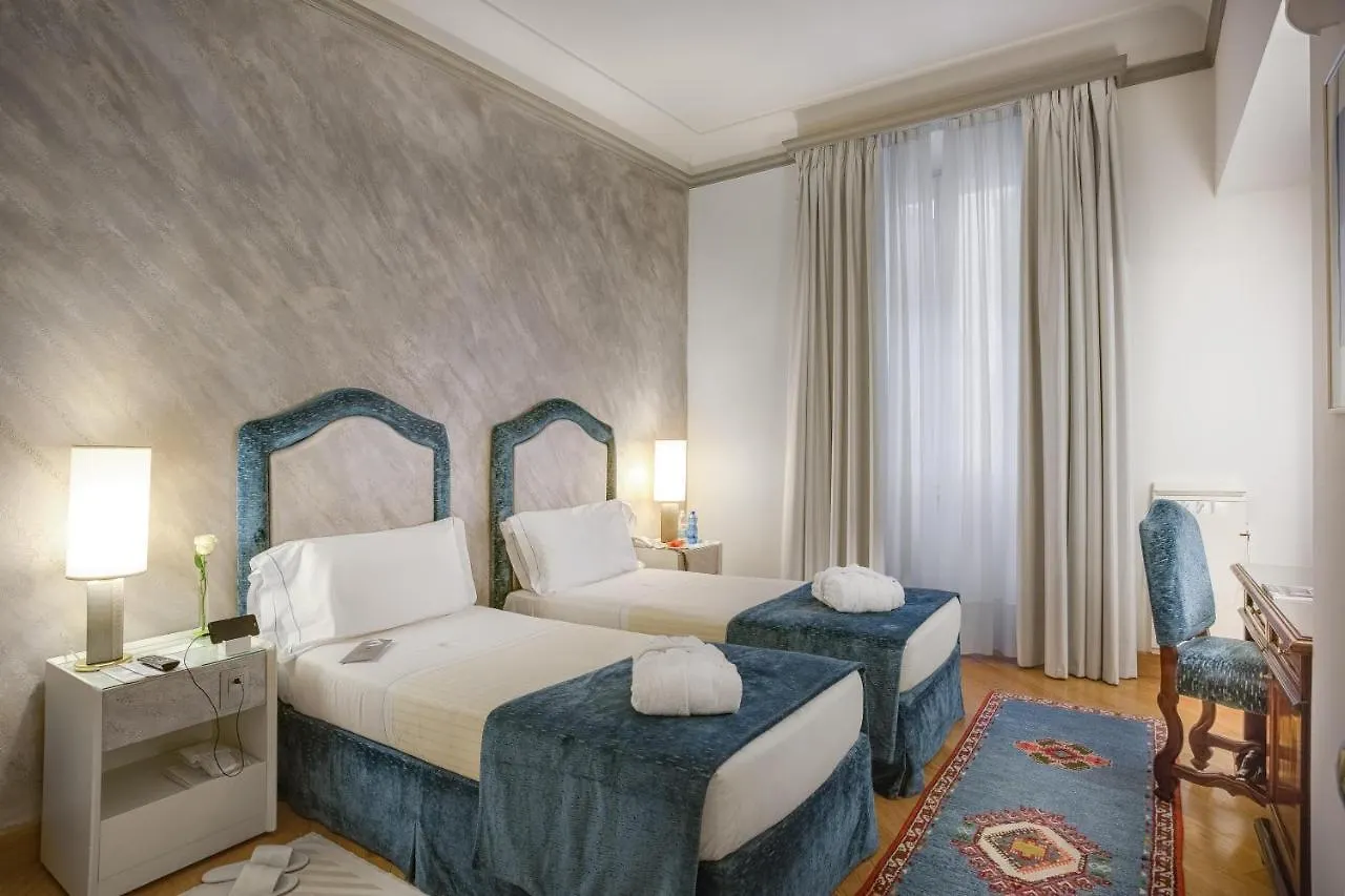 Rivoli Boutique Hotel Firenze 4*,