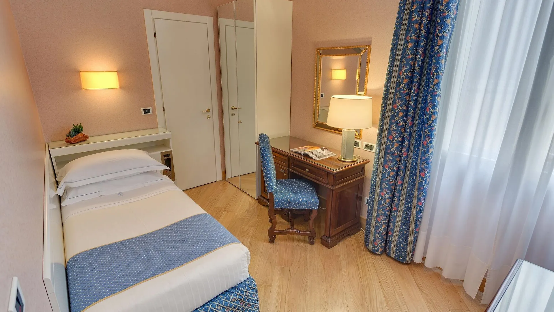 Rivoli Boutique Hotel Florença 4*,  Itália